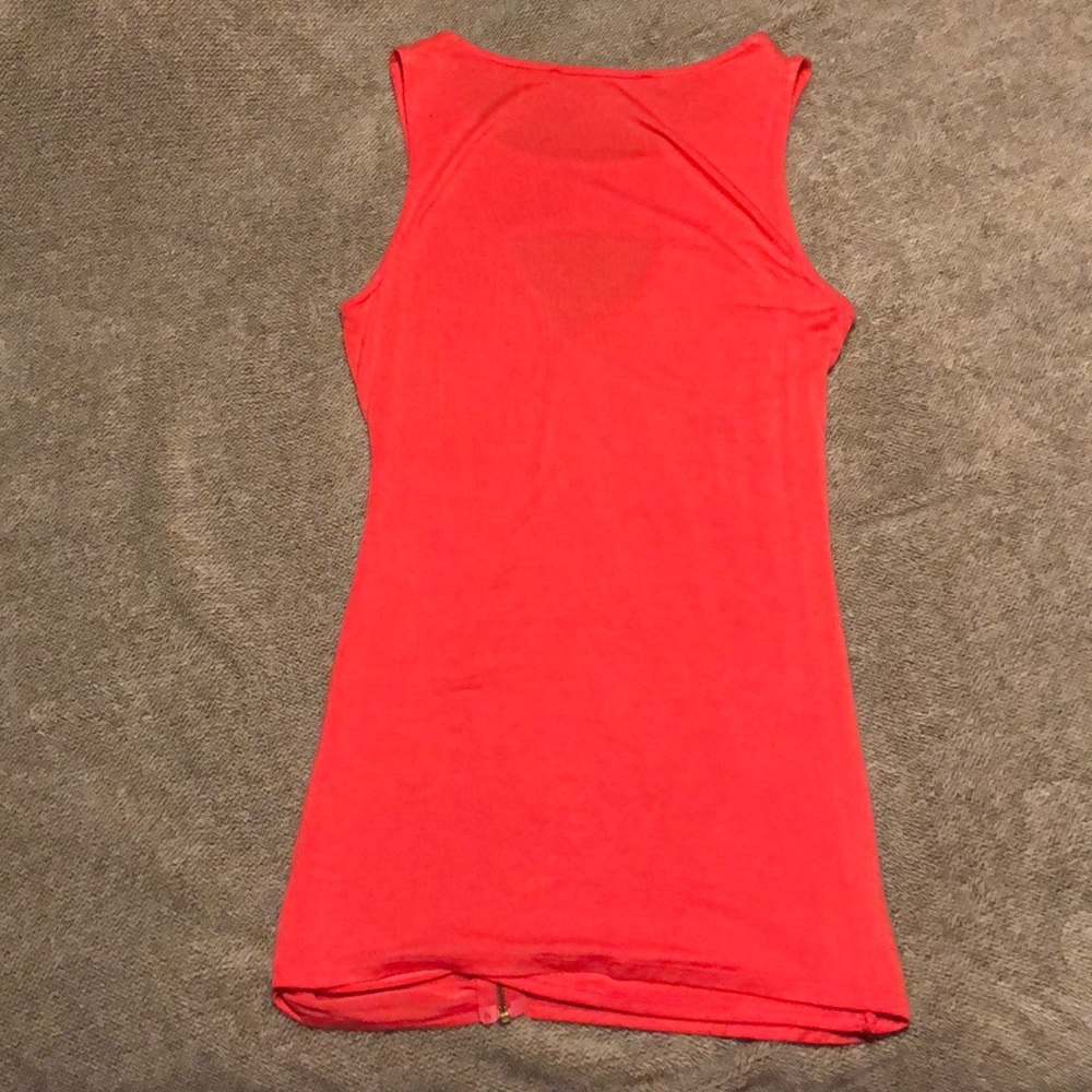 Top - Picture 2 of 2